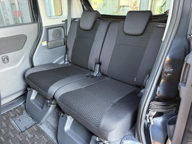 スペーシアカスタム ＸＳ　４ＷＤ　両側パワースライドドア　ＨＩＤヘッドランプ　オートライト　スマートキー　プッシュスタート　イモビライザー　アイドリングストップ　フォグランプ　シートヒーター　ヒーテッドドアミラー（29枚目）