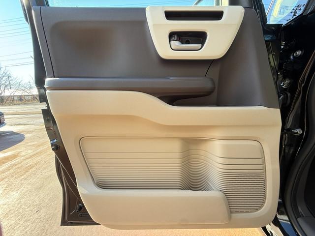 N-BOX G・Lホンダセンシング ナビ TV バックカメラ ドラレコ ETC パワースライドドア スマートキー プッシュスタート 衝突被害軽減システム LEDヘッドランプ オートライト レーダークルーズ レーンアシスト(29枚目)