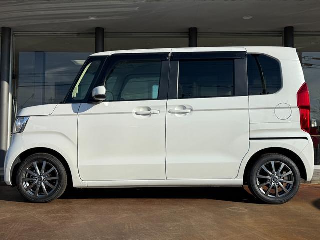 N-BOX G・Lホンダセンシング ナビ TV バックカメラ ドラレコ パワースライドドア ETC LEDオートヘッドライト スマートキー プッシュスタート レーダークルーズ 衝突被害軽減システム レーンアシスト スペアキー 車検整備付(5枚目)