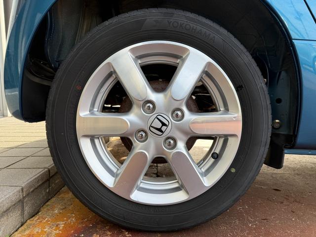 Ｎ－ＯＮＥ プレミアム　純正ナビ　ＴＶ　バックカメラ　ＨＩＤヘッドランプ　オートライト　スマートキー　プッシュスタート　ステアリングリモコン　シティブレーキアクティブシステム　衝突被害軽減システム　ＥＴＣ　車検整備付（43枚目）