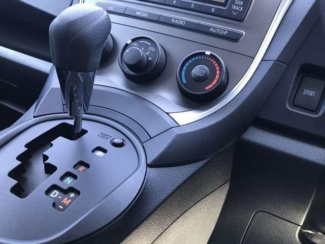 X 4WD ワンオーナー 禁煙車 毎年整備点検記録簿付(11枚目)