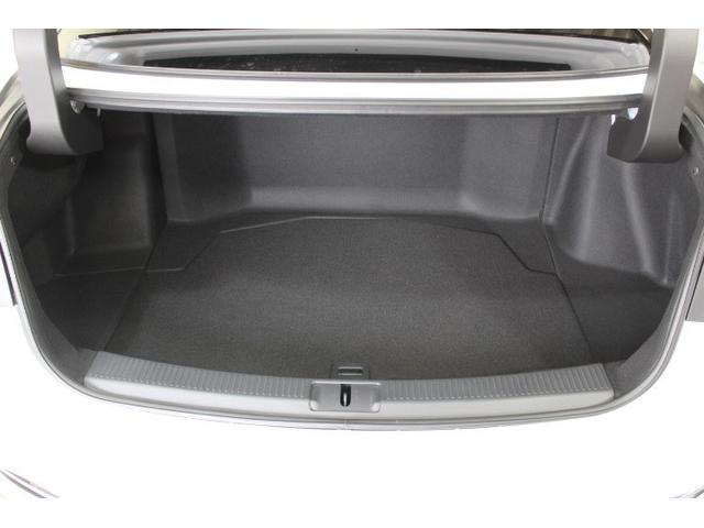 荷室容量は４５０Ｌになります。