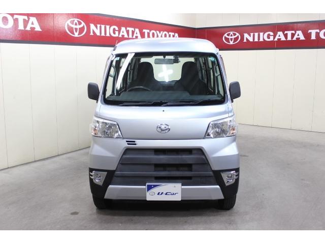 ハイゼットカーゴ スペシャルクリーン　４ＷＤ　アイドリングストップ　乗車定員４人　ＡＢＳ　エアバッグ　オートマ（4枚目）