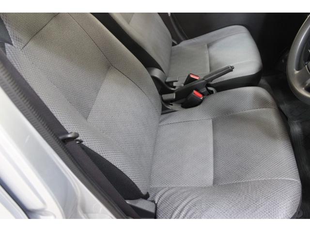 ハイゼットカーゴ スペシャルクリーン　４ＷＤ　アイドリングストップ　乗車定員４人　ＡＢＳ　エアバッグ　オートマ（10枚目）