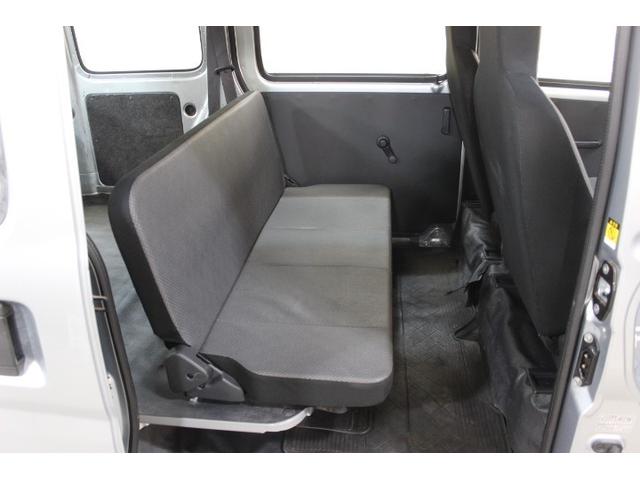 ハイゼットカーゴ スペシャルクリーン　４ＷＤ　アイドリングストップ　乗車定員４人　ＡＢＳ　エアバッグ　オートマ（11枚目）