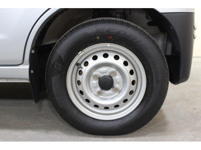 ハイゼットカーゴ スペシャルクリーン　４ＷＤ　アイドリングストップ　乗車定員４人　ＡＢＳ　エアバッグ　オートマ（15枚目）