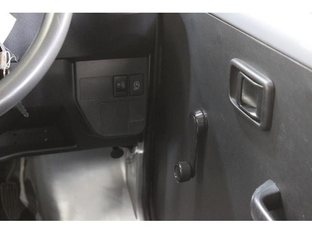 ハイゼットカーゴ スペシャルクリーン　４ＷＤ　アイドリングストップ　乗車定員４人　ＡＢＳ　エアバッグ　オートマ（21枚目）