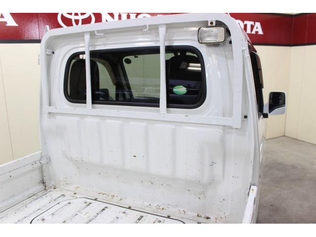 ピクシストラック エクストラ　４ＷＤ　ナビ＆ＴＶ　ＥＴＣ　キーレス　乗車定員２人　ＡＢＳ　エアバッグ　オートマ（7枚目）