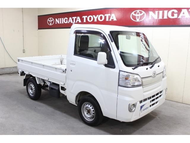 ピクシストラック エクストラ　４ＷＤ　ナビ＆ＴＶ　ＥＴＣ　キーレス　乗車定員２人　ＡＢＳ　エアバッグ　オートマ（9枚目）