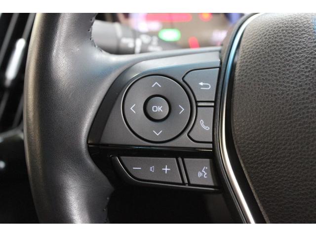 オーディオ操作、ハンズフリーフォン設定がお手元でできます。