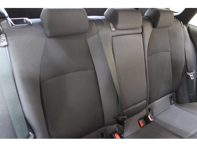 カローラツーリング Ｇ－Ｘ　プラス　衝突被害軽減システム　ＥＴＣ　バックカメラ　スマートキー　ミュージックプレイヤー接続可　横滑り防止機能　ＬＥＤヘッドランプ　キーレス　盗難防止装置　乗車定員５人　ＡＢＳ　エアバッグ　オートマ（14枚目）