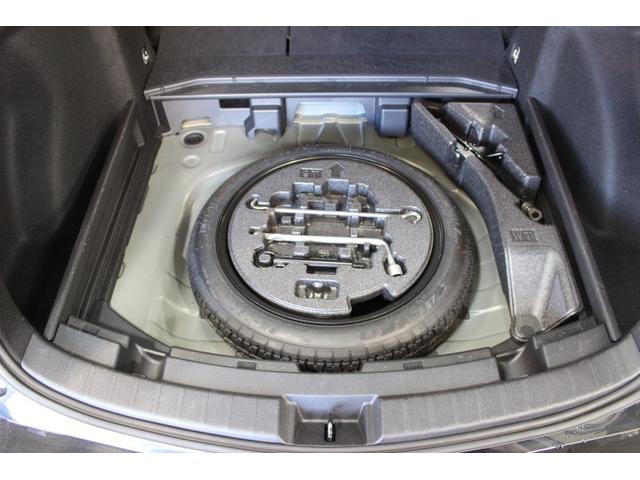 カローラツーリング Ｇ－Ｘ　プラス　衝突被害軽減システム　ＥＴＣ　バックカメラ　スマートキー　ミュージックプレイヤー接続可　横滑り防止機能　ＬＥＤヘッドランプ　キーレス　盗難防止装置　乗車定員５人　ＡＢＳ　エアバッグ　オートマ（18枚目）