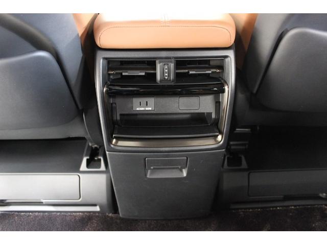 ヴェルファイア Z プレミア 4WD ナビ&TV 両側電動スライド 衝突被害軽減システム ETC バックカメラ スマートキー アイドリングストップ ミュージックプレイヤー接続可 横滑り防止機能 LEDヘッドランプ サンルーフ(11枚目)