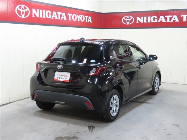 ヤリス Ｇ　衝突被害軽減システム　ＥＴＣ　バックカメラ　スマートキー　ミュージックプレイヤー接続可　横滑り防止機能　キーレス　盗難防止装置　乗車定員５人　ＡＢＳ　エアバッグ　オートマ（6枚目）