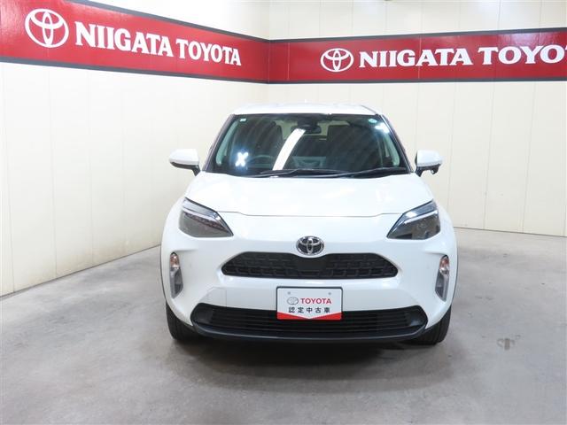 ヤリスクロス Ｇ　４ＷＤ　衝突被害軽減システム　ＥＴＣ　バックカメラ　スマートキー　ミュージックプレイヤー接続可　横滑り防止機能　キーレス　盗難防止装置　乗車定員５人　ＡＢＳ　エアバッグ　オートマ（4枚目）