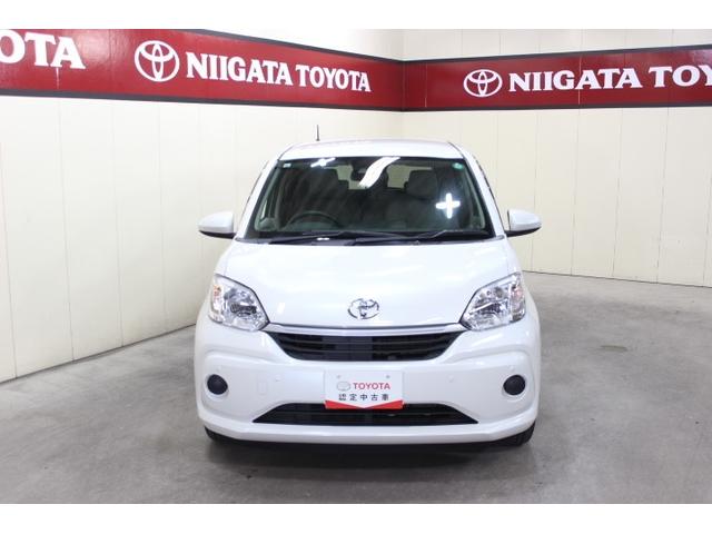 パッソ Ｘ　Ｌパッケージ　衝突被害軽減システム　ＥＴＣ　バックカメラ　スマートキー　アイドリングストップ　ミュージックプレイヤー接続可　横滑り防止機能　ＬＥＤヘッドランプ　キーレス　盗難防止装置　乗車定員５人　ベンチシート（4枚目）