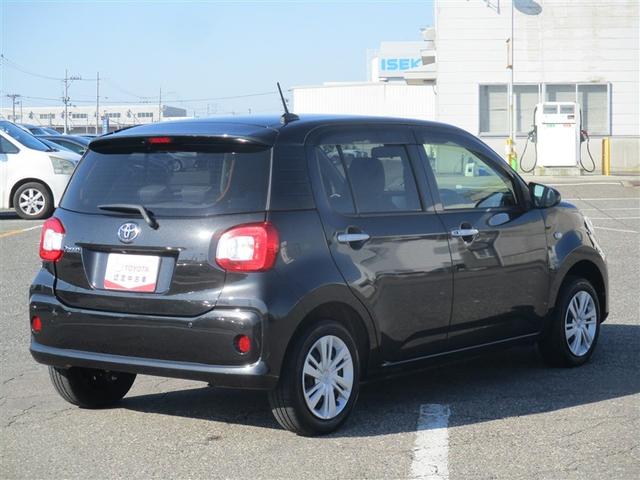 明るく広々、落ち着いた店内では、中古車のご検討・ご購入のほか、携帯電話(au)の購入等、様々なご相談に幅広く応えていきます♪