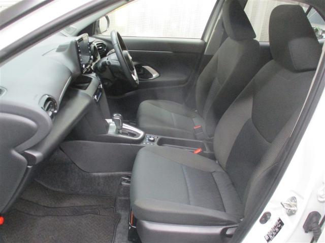 ヤリスクロス Ｇ　４ＷＤ　ナビ＆ＴＶ　衝突被害軽減システム　ＥＴＣ　バックカメラ　スマートキー　ミュージックプレイヤー接続可　横滑り防止機能　ＬＥＤヘッドランプ　ワンオーナー　キーレス　盗難防止装置　ＤＶＤ再生　寒冷地（11枚目）