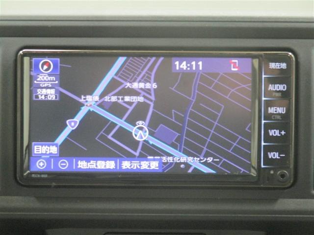 トヨタ純正ナビゲーション付き♪ＴＶ・ＣＤ・ＡＭ・ＦＭが視聴可能☆使い勝手も良く、操作も簡単です！お気に入りの選曲で、通勤・ドライブを快適にどうぞ♪