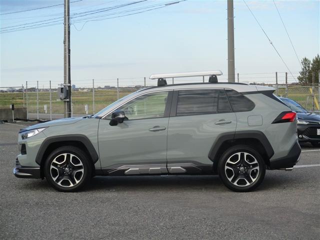 RAV4 アドベンチャー 4WD 衝突被害軽減システム バックカメラ スマートキー ミュージックプレイヤー接続可 横滑り防止機能 LEDヘッドランプ ワンオーナー キーレス 盗難防止装置 電動シート 乗車定員5人 ABS(16枚目)