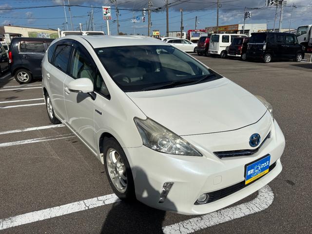 プリウスアルファ Ｓ　Ｌセレクション　スマートキー　プッシュスタート　ＳＤナビ　ＤＶＤ　フルセグ　Ｂｌｕｅｔｏｏｔｈ　Ｂカメラ　ドラレコ前　ＥＴＣ　ＨＩＤ　フロントフォグ　１６インチ社外アルミ（3枚目）