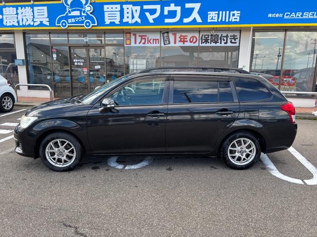 カローラフィールダー １．５Ｇ　スマートキー　プッシュスタート　メモリーナビ　ＤＶＤ　フルセグ　Ｂｌｕｅｔｏｏｔｈ　Ｂカメラ　ＥＴＣ　ＨＩＤ　ドラレコ前　アイドリングストップ（5枚目）