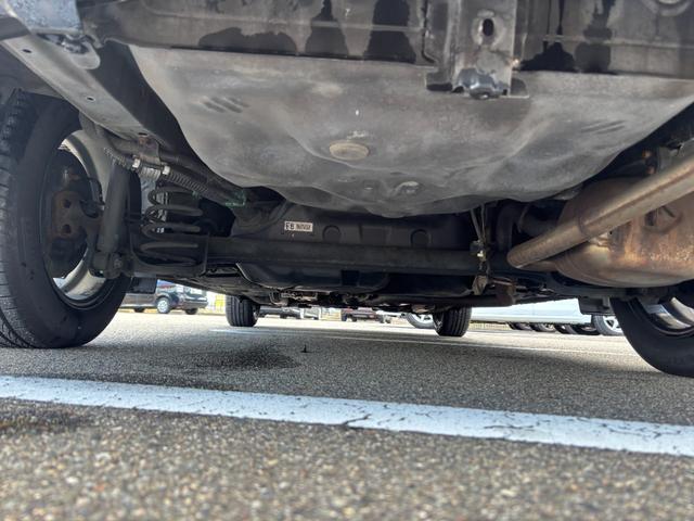 カローラフィールダー １．５Ｇ　スマートキー　プッシュスタート　メモリーナビ　ＤＶＤ　フルセグ　Ｂｌｕｅｔｏｏｔｈ　Ｂカメラ　ＥＴＣ　ＨＩＤ　ドラレコ前　アイドリングストップ（35枚目）