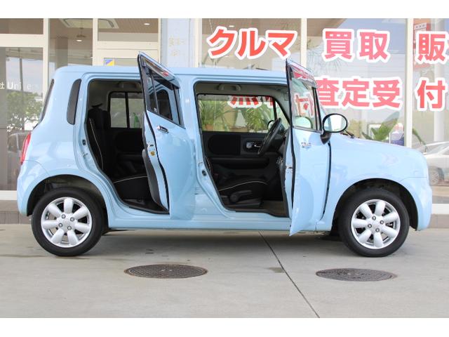 アルトラパン １０ｔｈアニバーサリーリミテッド　４ＷＤ　シートヒーター　スマートキー　純正オーディオ　ヘッドライトレベライザー　電動格納ミラー（13枚目）