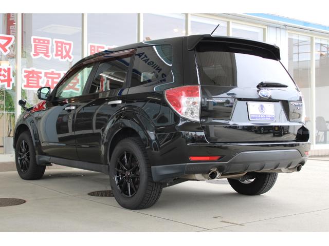フォレスター ２．０ＸＴ　４ＷＤ　ターボ　バックモニター　シートヒーター　パワーシート　クルーズコントロール　スマートキー（8枚目）