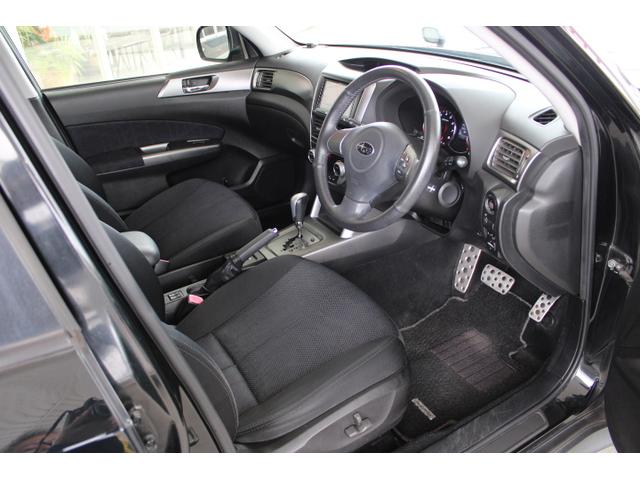 フォレスター ２．０ＸＴ　４ＷＤ　ターボ　バックモニター　シートヒーター　パワーシート　クルーズコントロール　スマートキー（17枚目）