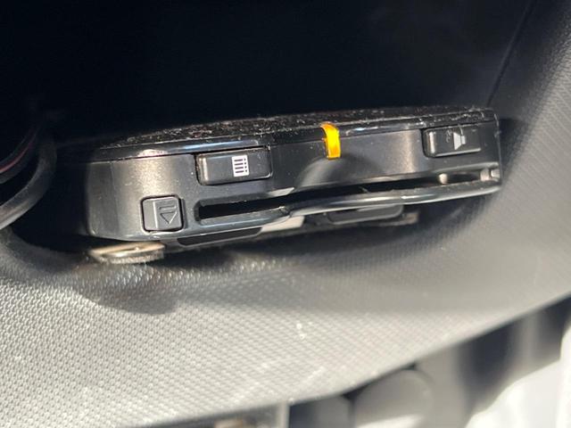 カスタム Xリミテッド 4WD 禁煙車 純正SDナビ バックカメラ ETC スマートキー プッシュスタート HIDヘッドライト フォグランプ 純正14インチアルミホイール 電動格納ミラー オートエアコン(5枚目)