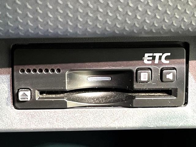 ハスラー ＪスタイルＩＩターボ　４ＷＤ　ナビ　衝突軽減　シートヒーター　スマートキー　ＨＩＤヘッド　ＥＴＣ　クルコン　オートライト　オートエアコン　Ｂｌｕｅｔｏｏｔｈ接続　スマートキー　アイドリングストップ　横滑り防止装置（6枚目）