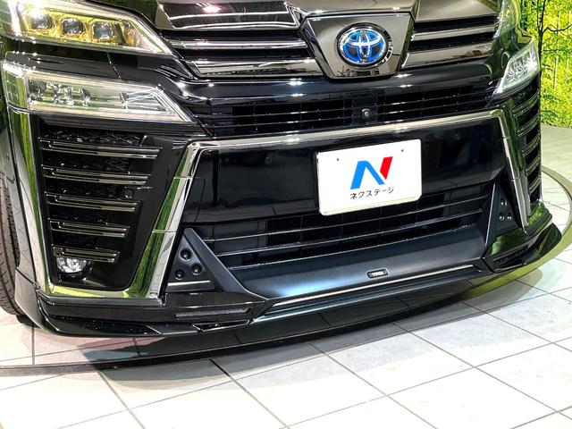 ヴェルファイアハイブリッド Ｚ　ゴールデンアイズ　４ＷＤ　ＴＲＤエアロ　ＪＢＬ付メーカー１０．５型ナビ　全周囲カメラ　１３型後席モニター　衝突軽減　両側電動スライド　パワーバックドア　レーダークルコン　レーンアシスト　三眼ＬＥＤヘッド　ＡＣ１００Ｖ（3枚目）