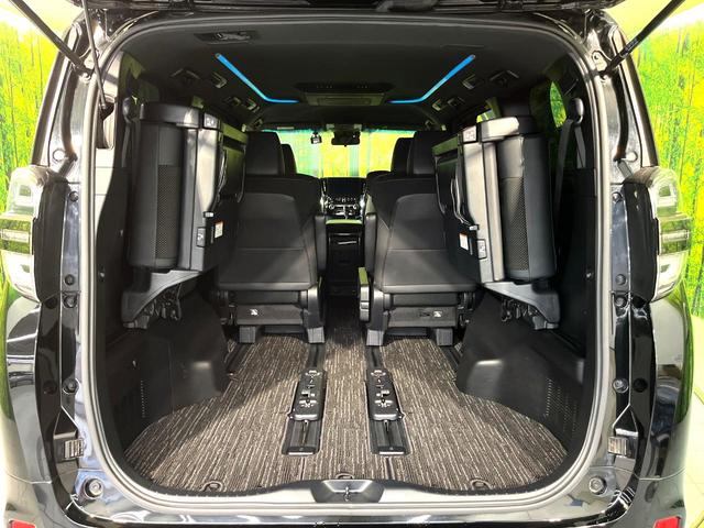 ヴェルファイアハイブリッド Ｚ　ゴールデンアイズ　４ＷＤ　ＴＲＤエアロ　ＪＢＬ付メーカー１０．５型ナビ　全周囲カメラ　１３型後席モニター　衝突軽減　両側電動スライド　パワーバックドア　レーダークルコン　レーンアシスト　三眼ＬＥＤヘッド　ＡＣ１００Ｖ（11枚目）