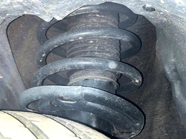ＣＸ－８ ＸＤ　Ｌパッケージ　４ＷＤ　ターボ　７人乗り　マツダコネクトナビ　衝突軽減　全周囲カメラ　電動リアゲート　ＥＴＣ　シートベンチレーション　ステアリングヒータ―　ＬＥＤヘッド　アイドリングストップ　スマートキー（21枚目）
