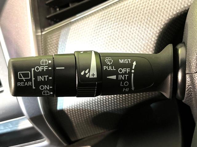 フリード+ G 4WD 電動スライド ETC シートヒーター オートエアコン オーディオ CD再生 スマートキー 盗難防止装置 横滑り防止装置 電動格納ミラー アイドリングストップ ヘッドライトレベライザー(28枚目)