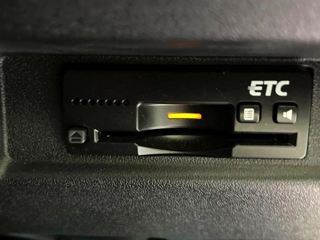 ジムニー XC 4WD 5MT ナビ 衝突軽減 シートヒーター ETC LEDヘッドライト Bluetooth接続 フルセグ ドラレコ CD/DVD再生 オートエアコン スマートキー ヘッドライトウォッシャー(6枚目)