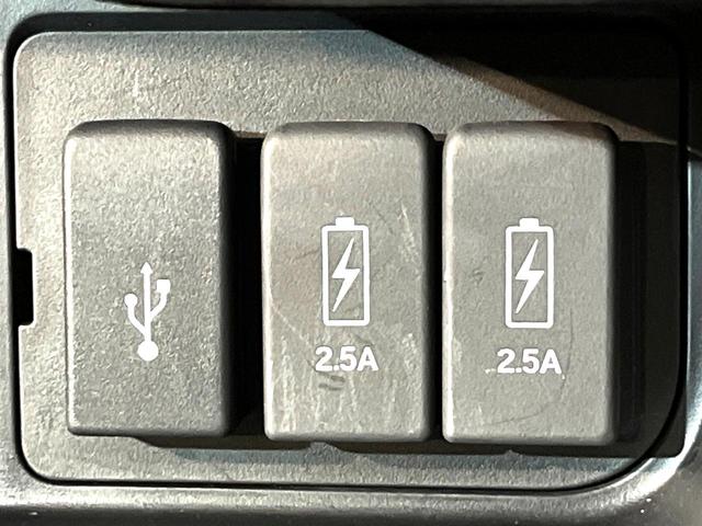 N-BOXカスタム G・Lターボホンダセンシング 衝突軽減 ターボ 純正8型ナビ 両側電動スライド LEDヘッド オートエアコン Bluetooth接続 CD/DVD再生 ドラレコ ETC スマートキー 盗難防止装置 USB入力端子 横滑り防止装置(38枚目)