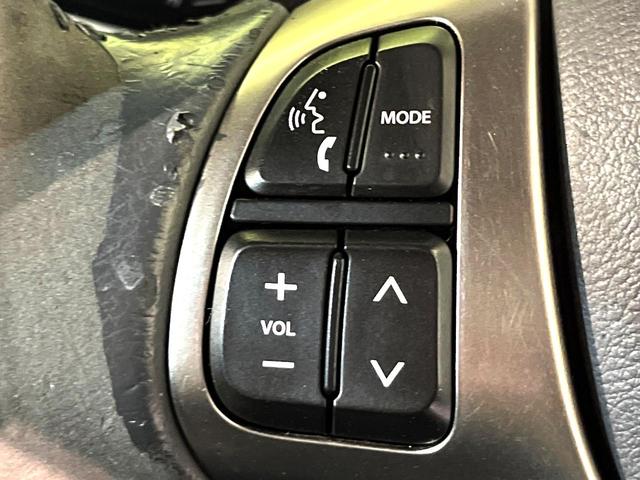 ハスラー ＪスタイルＩＩターボ　純正ナビ　衝突被害軽減システム　禁煙車　ハーフレザーシート　スマートキー　ＨＩＤヘッド　ＥＴＣ　クルコン　オートライト　オートエアコン　純正１５インチアルミ　盗難防止装置　パドルシフト（31枚目）