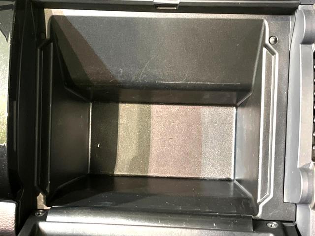 ハスラー ＪスタイルＩＩターボ　純正ナビ　衝突被害軽減システム　禁煙車　ハーフレザーシート　スマートキー　ＨＩＤヘッド　ＥＴＣ　クルコン　オートライト　オートエアコン　純正１５インチアルミ　盗難防止装置　パドルシフト（48枚目）