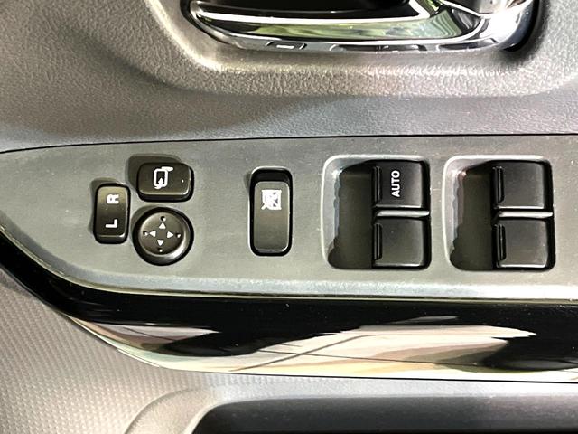 ハスラー ＪスタイルＩＩターボ　純正ナビ　衝突被害軽減システム　禁煙車　ハーフレザーシート　スマートキー　ＨＩＤヘッド　ＥＴＣ　クルコン　オートライト　オートエアコン　純正１５インチアルミ　盗難防止装置　パドルシフト（49枚目）