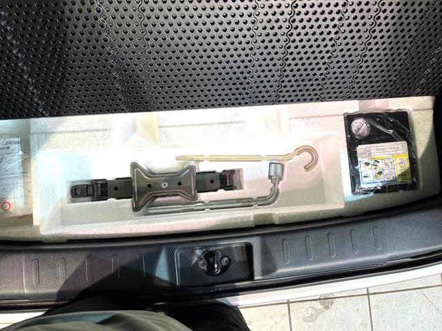 ハスラー ＪスタイルＩＩターボ　純正ナビ　衝突被害軽減システム　禁煙車　ハーフレザーシート　スマートキー　ＨＩＤヘッド　ＥＴＣ　クルコン　オートライト　オートエアコン　純正１５インチアルミ　盗難防止装置　パドルシフト（56枚目）