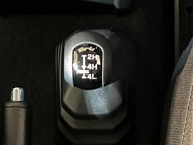 ジムニーシエラ JC 4WD 純正8型ナビ 衝突軽減 シートヒーター バックカメラ ETC Bluetooth接続 オートエアコン CD/DVD再生 スマートキー ヘッドライトウォッシャー アイドリングストップ(26枚目)