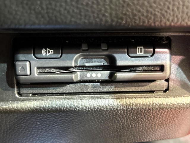 ワゴンR ハイブリッドFZ 衝突軽減 ナビ シートヒーター ETC スマートキー オートエアコン Bluetooth接続 CD/DVD再生 オートライト 盗難防止装置 横滑り防止装置 電動格納ミラー  アイドリングストップ(6枚目)