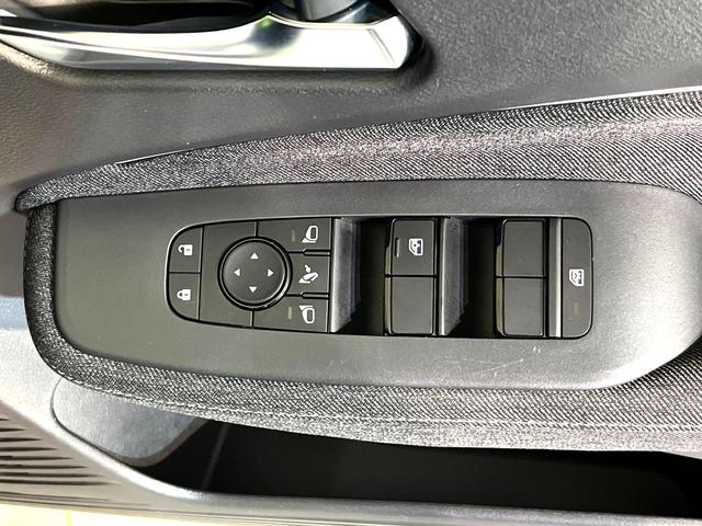 オーラ G レザーエディション 純正9型ナビ 全周囲カメラ 衝突軽減 革シート フルセグ ETC Bluetooth LEDヘッド&フォグ オートハイビーム オートライト オートエアコン スマートキー プッシュスタート 純正17AW(33枚目)