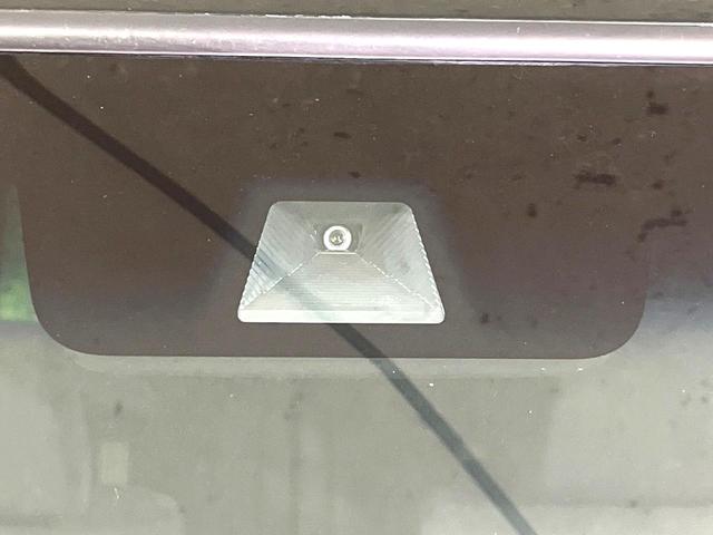 N-BOXカスタム L 電動スライドドア SDナビ バックカメラ ホンダセンシング アダプティブクルーズコントロール スマートキー LEDヘッド ビルトインETC オートハイビーム 車線逸脱警報 オートライト(3枚目)