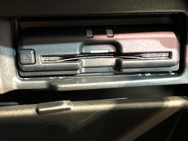 セレナ e-パワー ハイウェイスターV プロパイロット 衝突軽減 純正10型ナビ 後席モニター 全周囲カメラ ハンズフリー両側電動スライド ETC Bluetooth接続 フルセグ CD/DVD再生 ドラレコ ダブルオートエアコン(28枚目)