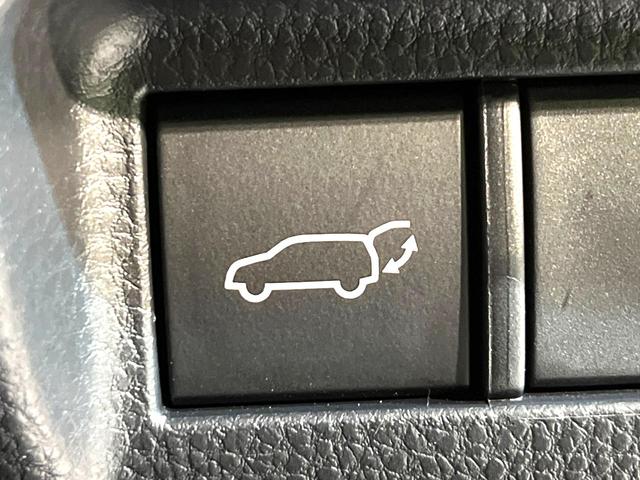 ハリアー G 衝突軽減 ナビ機能付純正ディスプレイオーディオ 電動リアゲート バックカメラ ETC2.0 LEDヘッド Bluetooth接続 フルセグ デジタルインナーミラー デュアルオートエアコン スマートキー(6枚目)