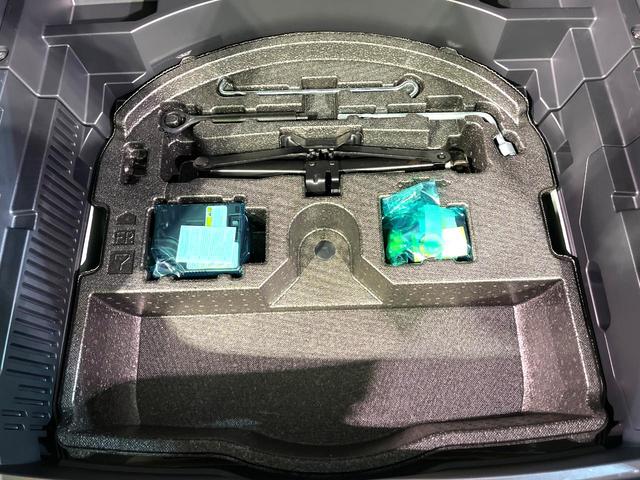 ハリアー G 衝突軽減 ナビ機能付純正ディスプレイオーディオ 電動リアゲート バックカメラ ETC2.0 LEDヘッド Bluetooth接続 フルセグ デジタルインナーミラー デュアルオートエアコン スマートキー(48枚目)