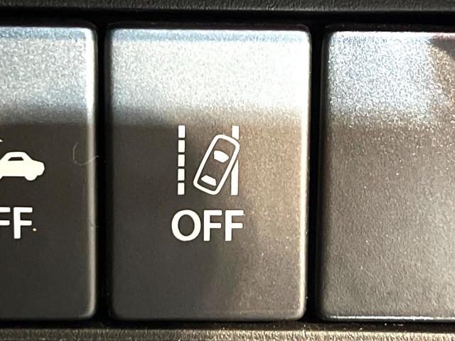 スイフト ハイブリッドRS 衝突軽減 ナビ シートヒーター LEDヘッド ETC CD/DVD再生 リアフォグ スマートキー オートライト オートエアコン パドルシフト アイドリングストップ 盗難防止装置 横滑り防止装置(31枚目)